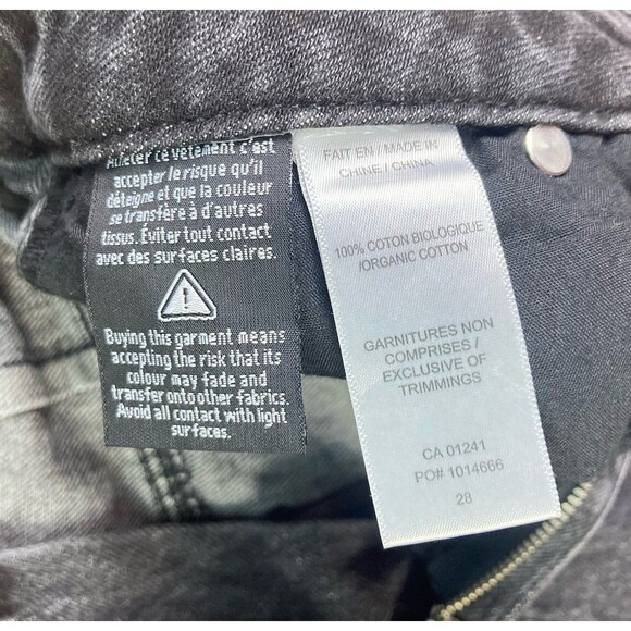 TWIK Par Simons Sz 28 Cotton Women Denim Pleated Black Cut Off Hi Waist Shorts - Picture 5 of 7